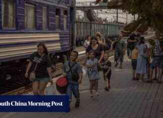Ukraine Urges Civilians to Evacuate Pokrovsk as Russian Troops Advance news-17082024-084948