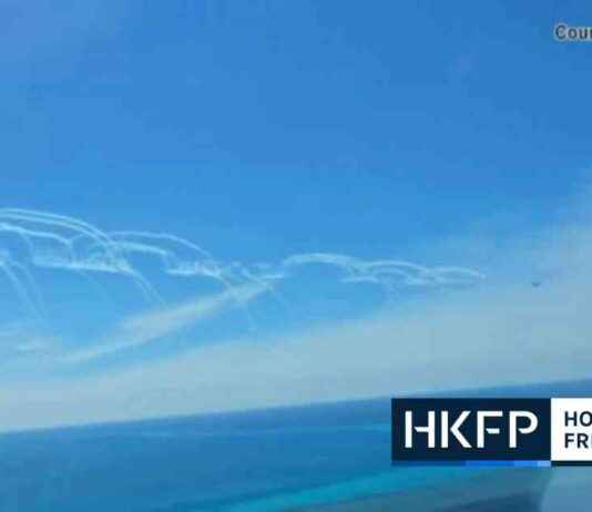 Tensions Rise as Philippines Accuses China of Firing Flares in South China Sea Incident news-25082024-231733