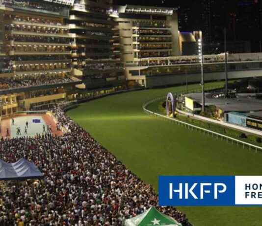 Hong Kong Considers Easing Age Limit for Horse Racing to Boost Tourism: Culture Chief news-21102024-212304