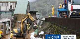 Clean-Up Operation Begins in Taiwan After Typhoon Kong-rey Leaves Two Dead news-01112024-122203