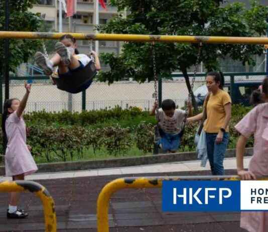 Challenges Faced by Hong Kong Residents Who Choose Not to Have Children: Survey Results news-01112024-182613