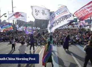 South Koreans Rally in Support of Yoon’s Impeachment Ruling south-koreans-rally-in-support-of-yoons-mpeachment-ruling