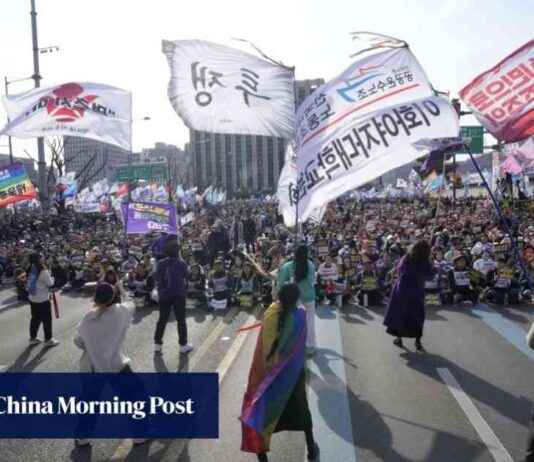 South Koreans Rally in Support of Yoon’s Impeachment Ruling south-koreans-rally-in-support-of-yoons-mpeachment-ruling