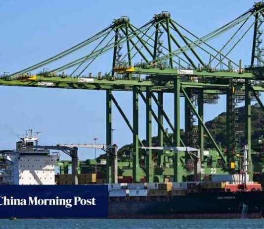 Beijing Office Criticizes Splitting Ports in Hutchison Deal beijing-office-criticizes-splitting-ports-in-hutchison-deal